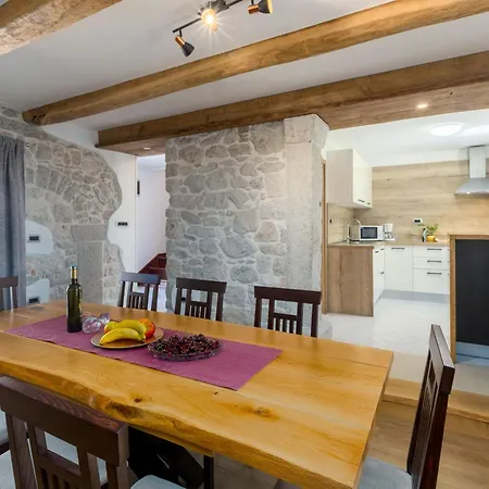 Holiday home Casa Arsini