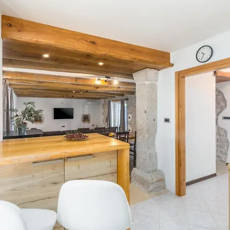Casa Arsini Bei Mit Whirlpool Porec