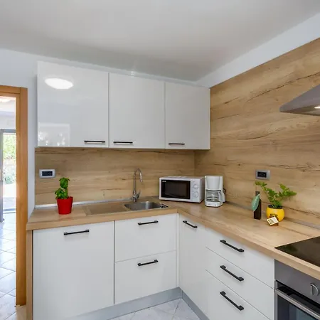 Casa Arsini Holiday home *