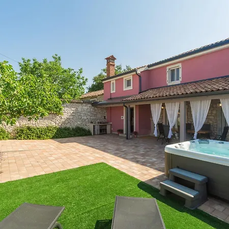 Holiday home Casa Arsini